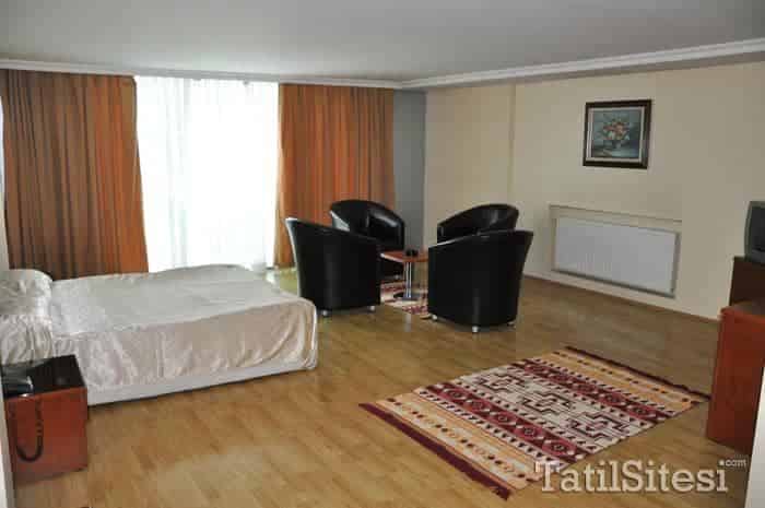 Ata Hotel